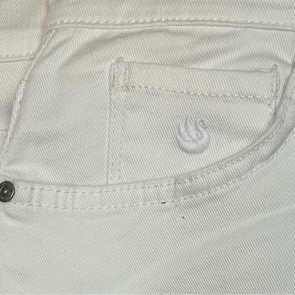 White Cloud Amanda Jeans | Size 16 - Picture 7 of 8
